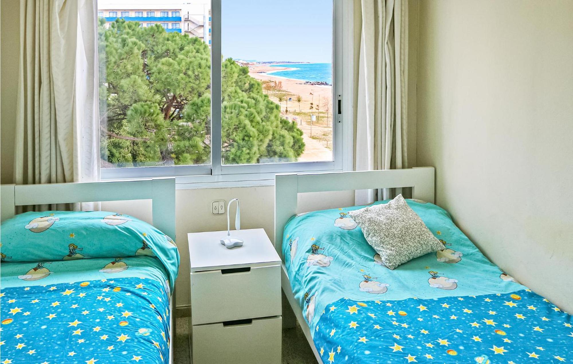 Awesome Apartment In Santa Susanna With Kitchen المظهر الخارجي الصورة